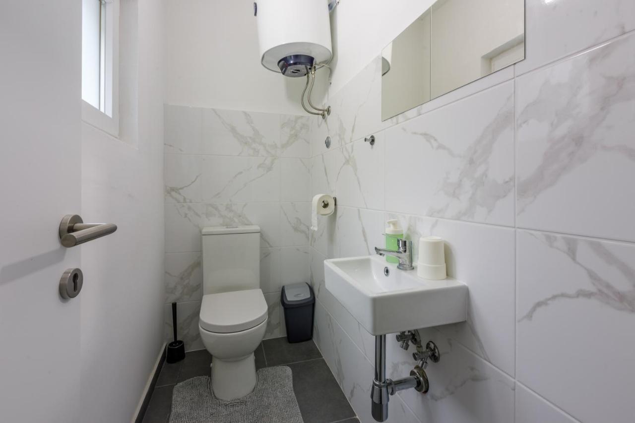 Holiday House Dino Брибир Экстерьер фото