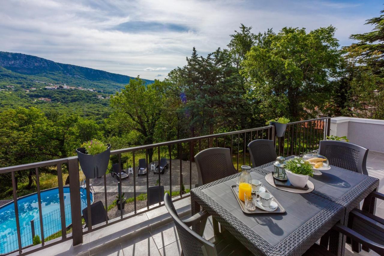 Holiday House Dino Брибир Экстерьер фото