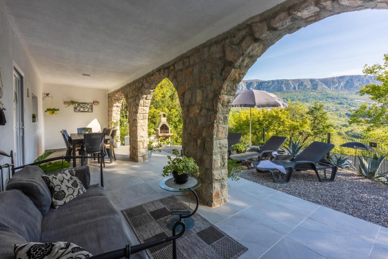 Holiday House Dino Брибир Экстерьер фото