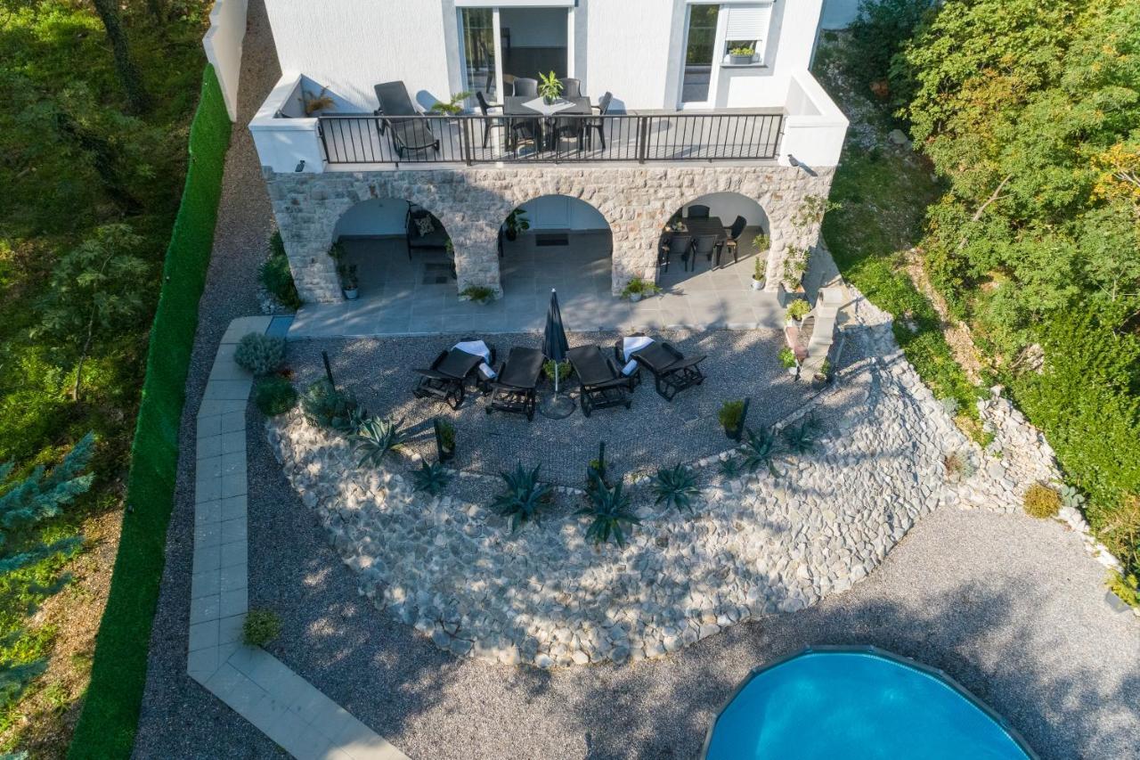 Holiday House Dino Брибир Экстерьер фото