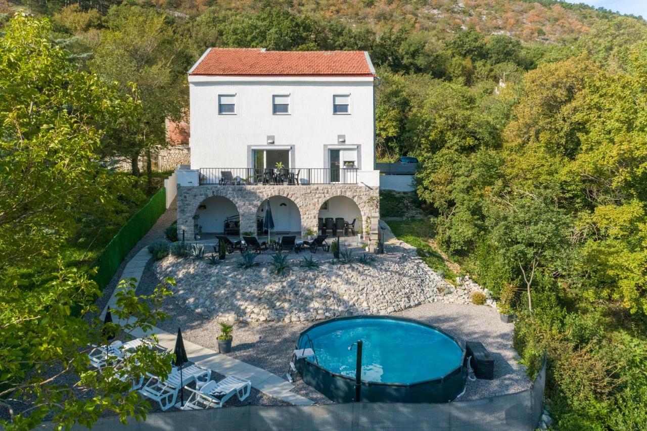 Holiday House Dino Брибир Экстерьер фото