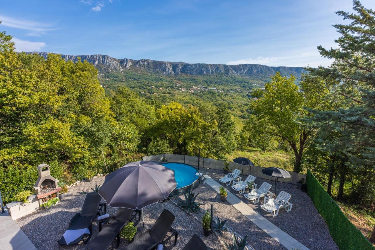 Holiday House Dino Брибир Экстерьер фото