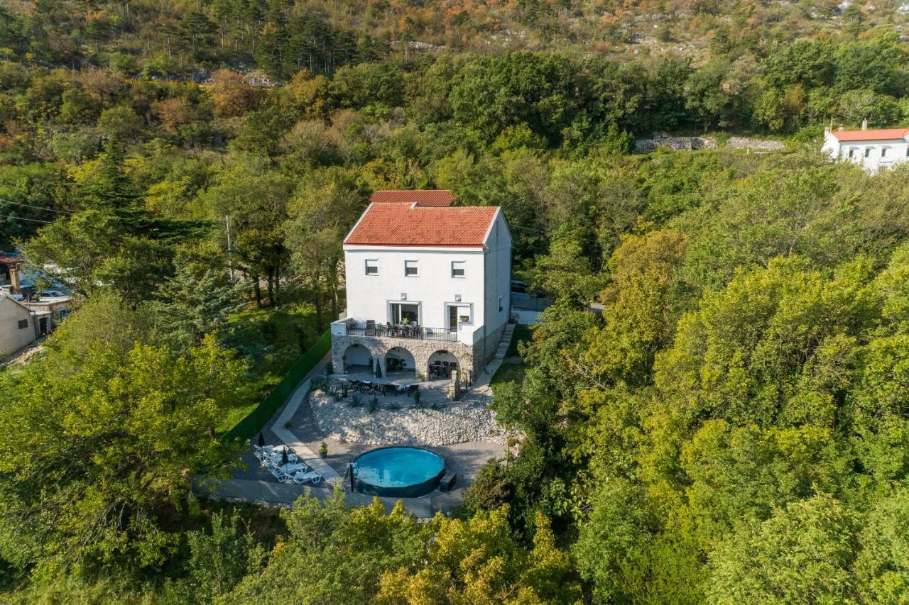 Holiday House Dino Брибир Экстерьер фото
